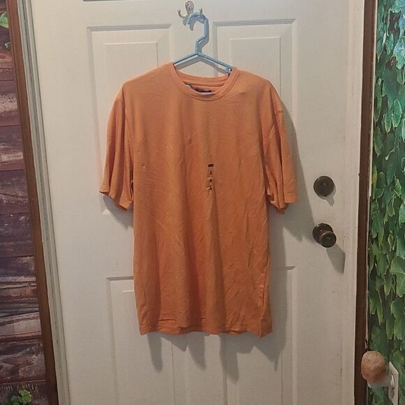 Men's XL Orange Short Sleeve Van Heusen Shirt - Picture 1 of 6
